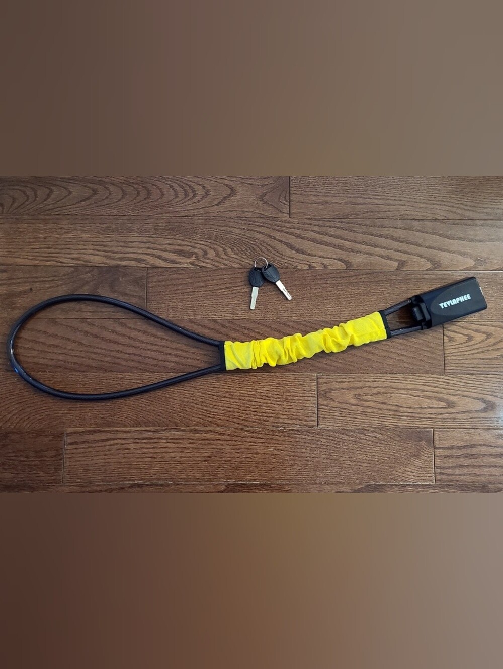 Tevlaphee - Anti Theft Car Steering Wheel Lock Seat Belt Device